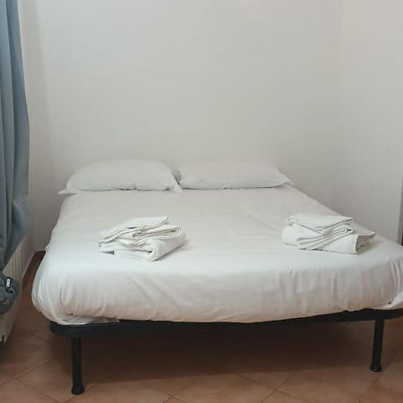 Casa N 2 Con Parcheggio Privato E Colonnina Ricarica Apartment Livorno Exterior foto
