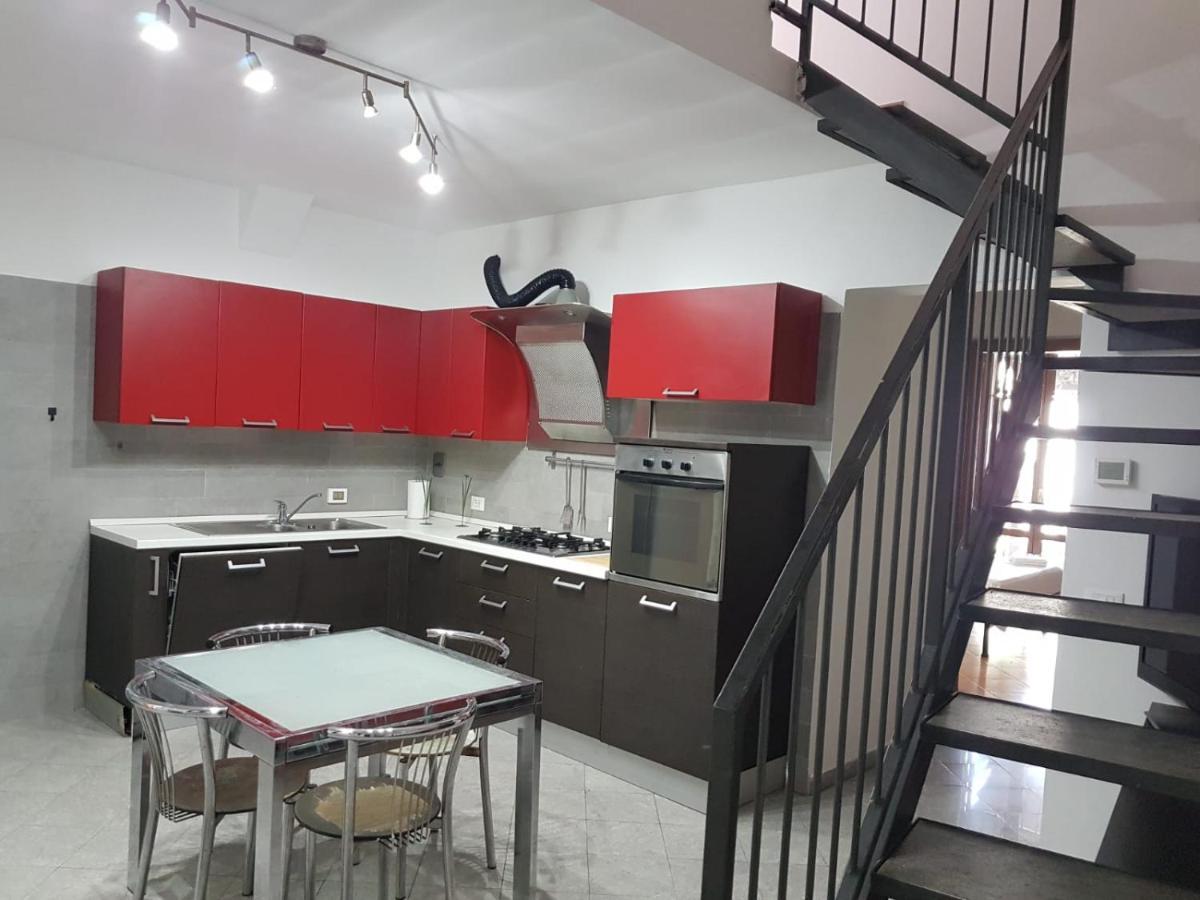 Casa N 2 Con Parcheggio Privato E Colonnina Ricarica Apartment Livorno Exterior foto