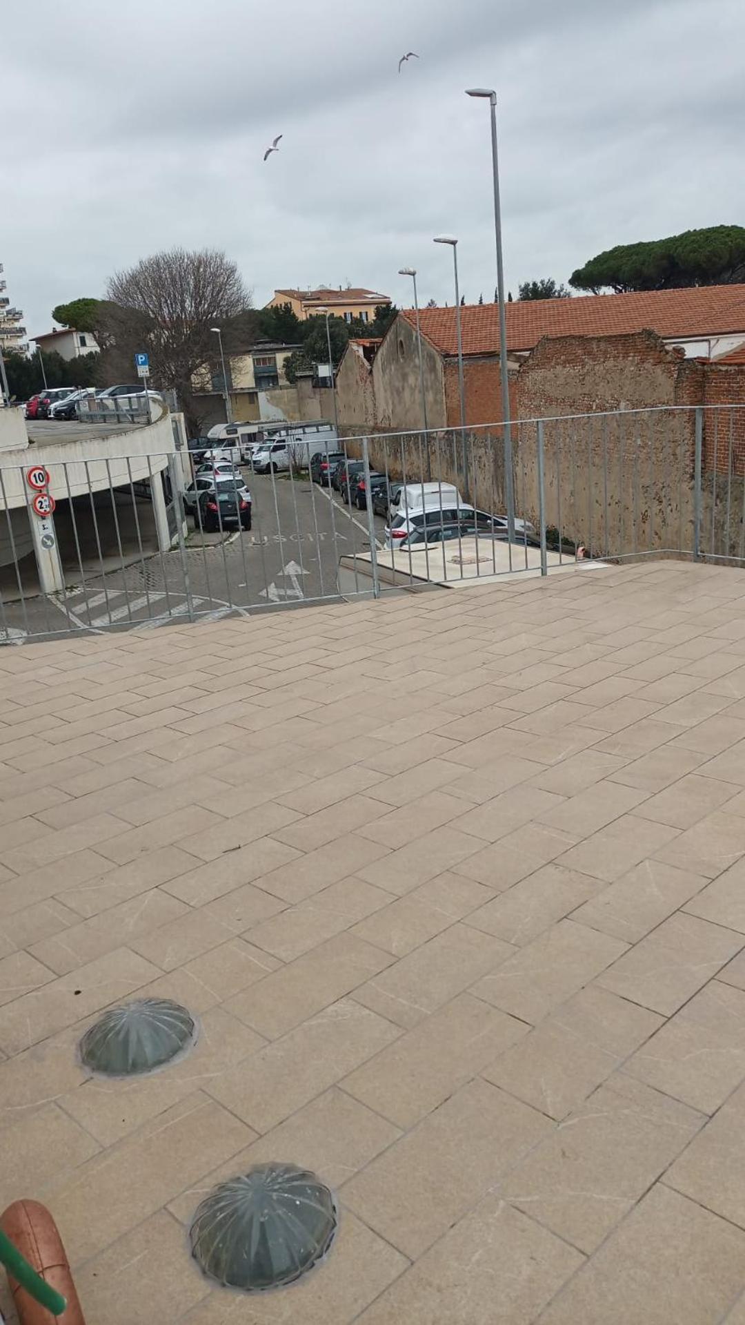 Casa N 2 Con Parcheggio Privato E Colonnina Ricarica Apartment Livorno Exterior foto